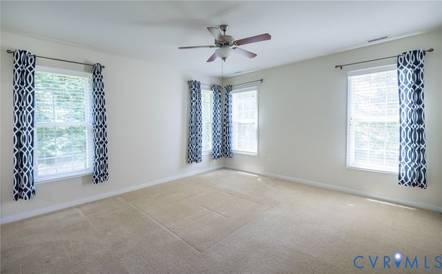 8073 Tippling House Dr, Mechanicsville, VA 23111