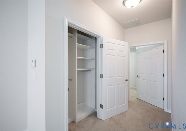 8073 Tippling House Dr, Mechanicsville, VA 23111