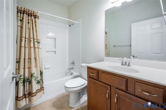 8073 Tippling House Dr, Mechanicsville, VA 23111