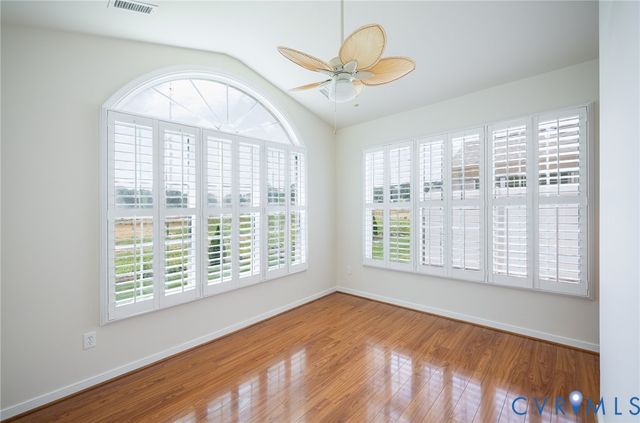 8073 Tippling House Dr, Mechanicsville, VA 23111