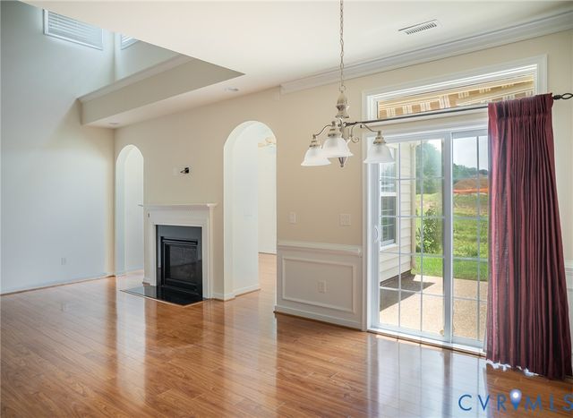 8073 Tippling House Dr, Mechanicsville, VA 23111
