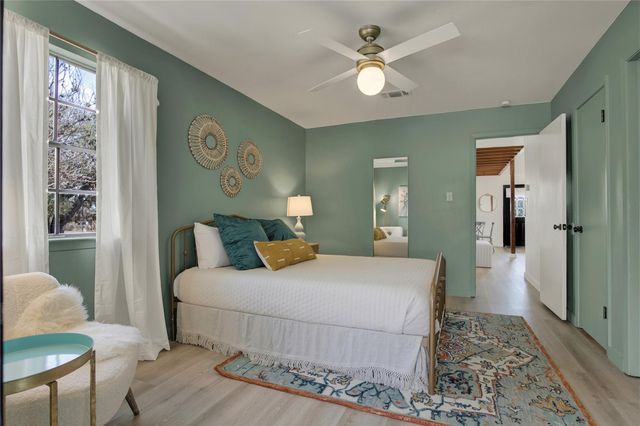 229 Sunday CIR, Fredericksburg, TX 78624