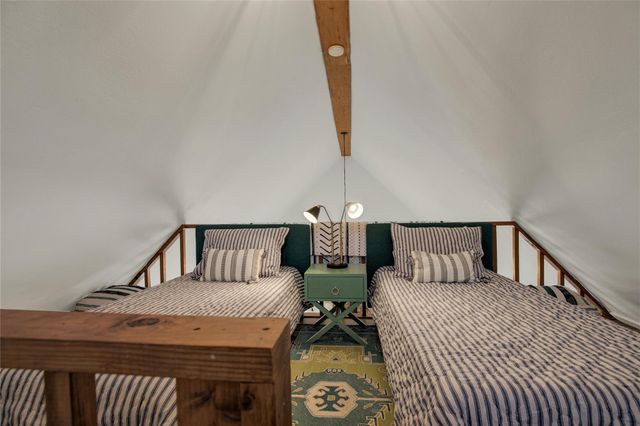 229 Sunday CIR, Fredericksburg, TX 78624