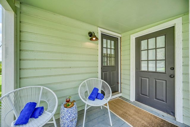 229 Sunday CIR, Fredericksburg, TX 78624