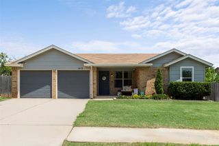 1413 SE 9th Street, Moore, OK 73160