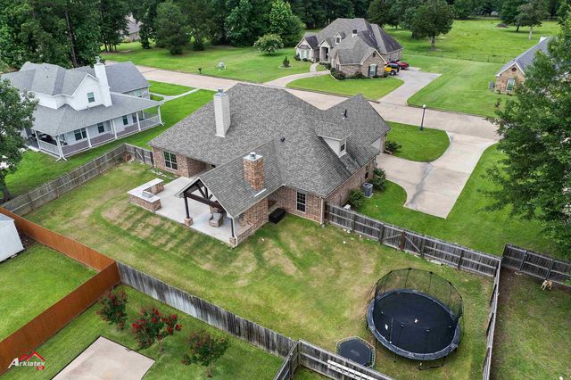 224 Stonegate DR, Carthage, TX 75633