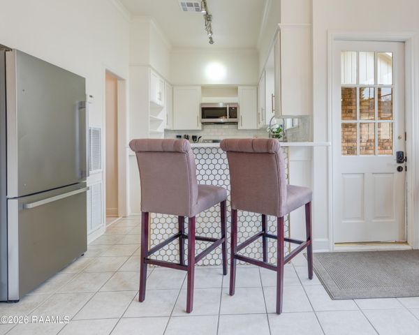 13 Heatherstone Drive, Lafayette, LA 70508