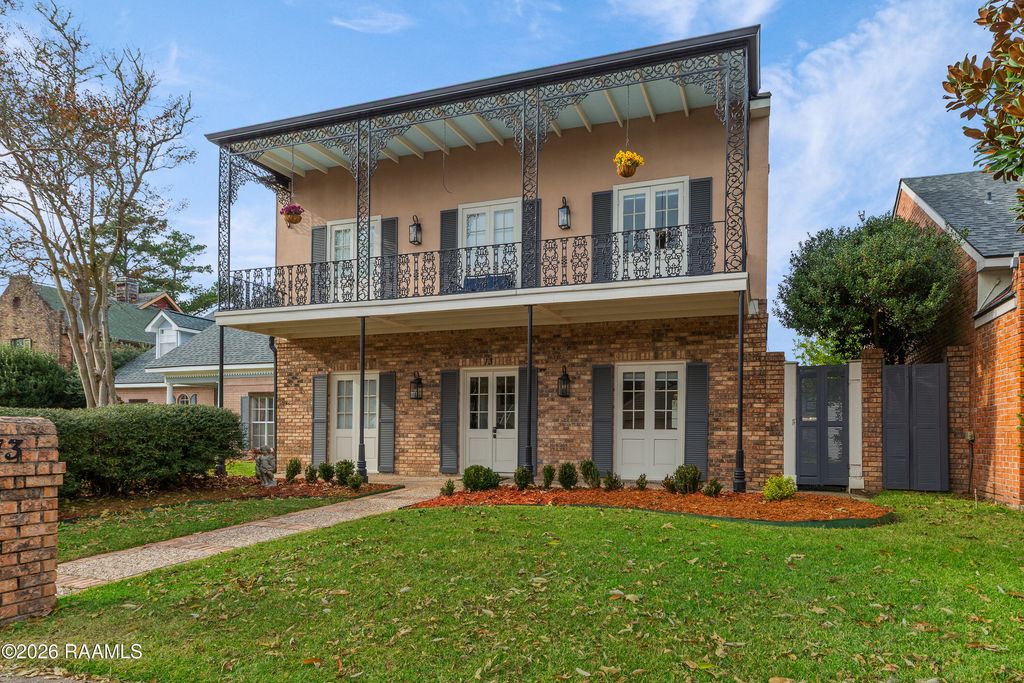 13 Heatherstone Drive, Lafayette, LA 70508