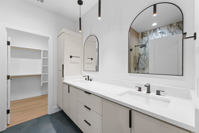 131 Lakeshore Lane, Glenn Heights, TX 75154