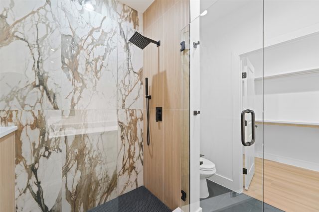 131 Lakeshore Lane, Glenn Heights, TX 75154