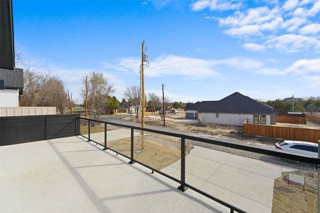 131 Lakeshore Lane, Glenn Heights, TX 75154