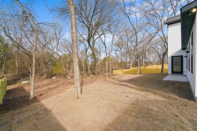 131 Lakeshore Lane, Glenn Heights, TX 75154