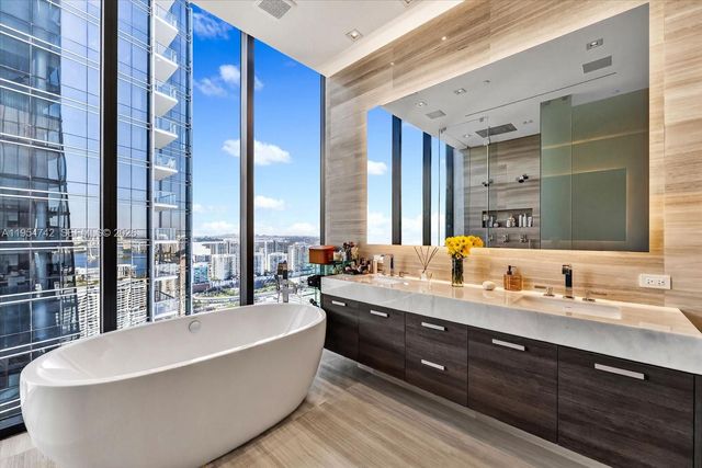 17141 Collins Avenue 2902, Sunny Isles Beach, FL 33160