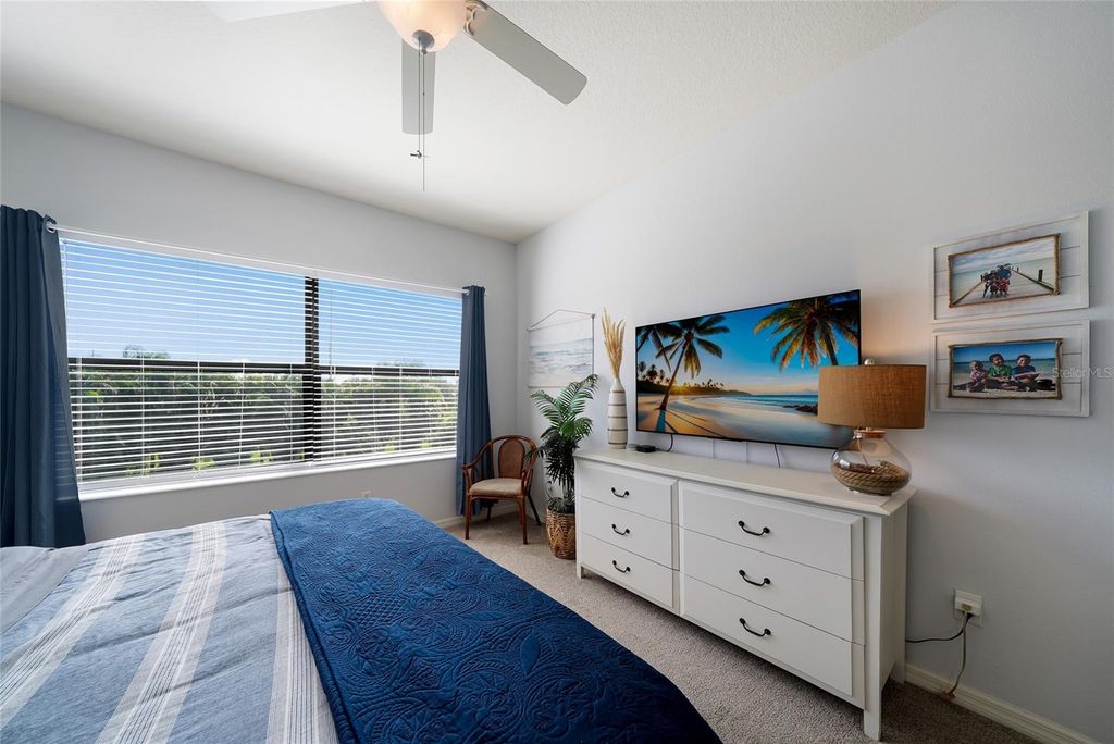 Image 11 of property listing at 7258 HAMILTON ROAD, Bradenton, FL 34209