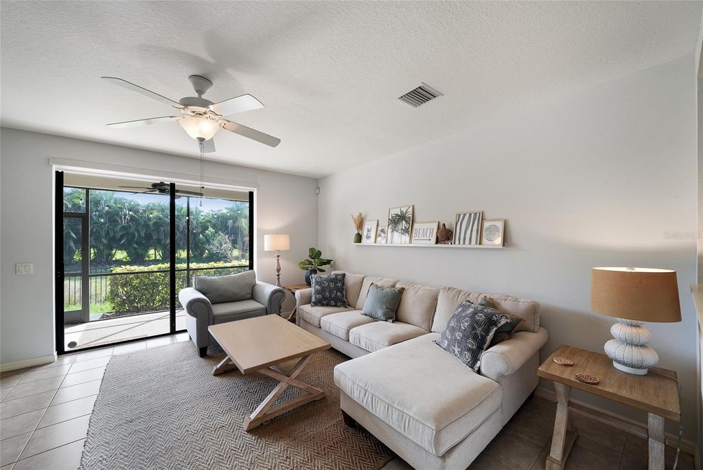 Image 7 of property listing at 7258 HAMILTON ROAD, Bradenton, FL 34209