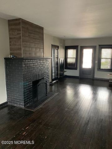 522 Laurel Avenue, West Allenhurst, NJ 07711