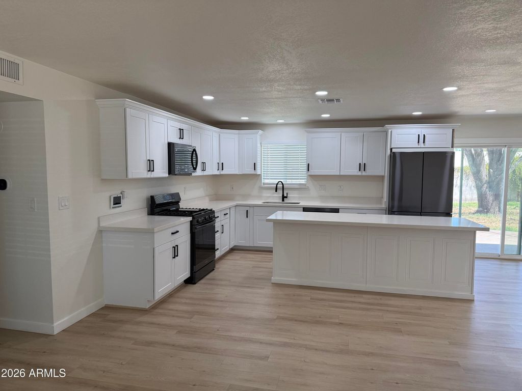 1750 E 1ST Avenue, Mesa, AZ 85204 — photo 2