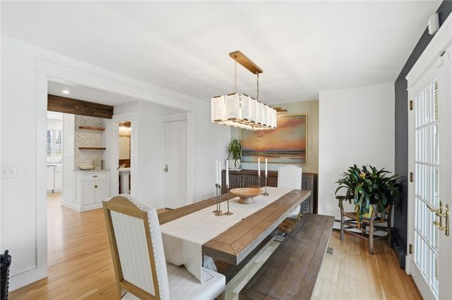 2269 East Main Road, Portsmouth, RI 02871