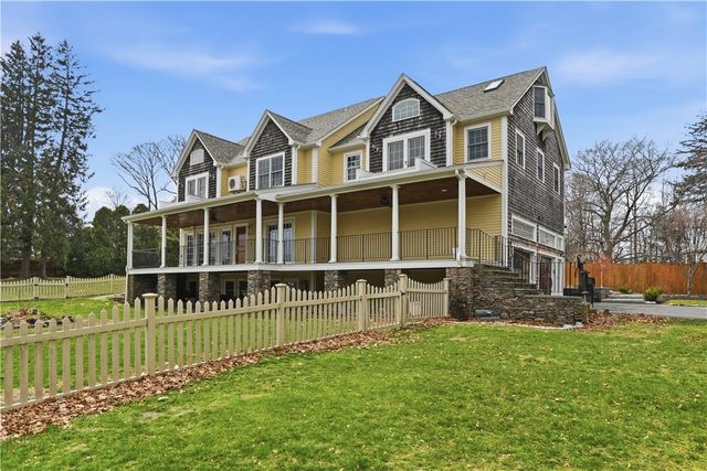 2269 East Main Road, Portsmouth, RI 02871