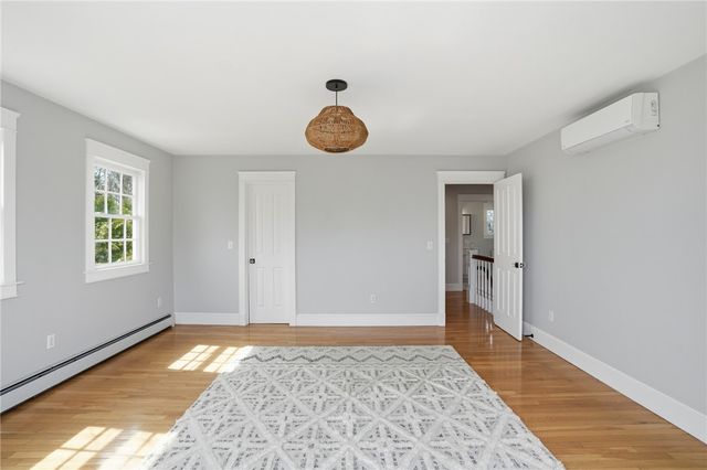 2269 East Main Road, Portsmouth, RI 02871