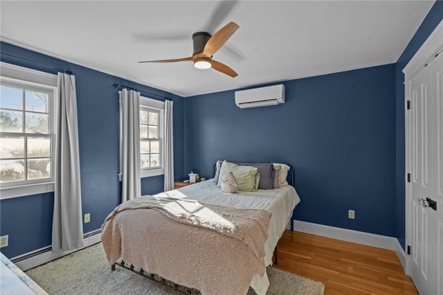 2269 East Main Road, Portsmouth, RI 02871