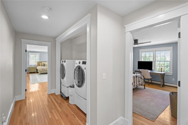 2269 East Main Road, Portsmouth, RI 02871