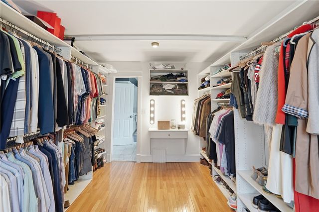 2269 East Main Road, Portsmouth, RI 02871