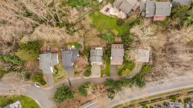 10518 157th Avenue NE, Redmond, WA 98052