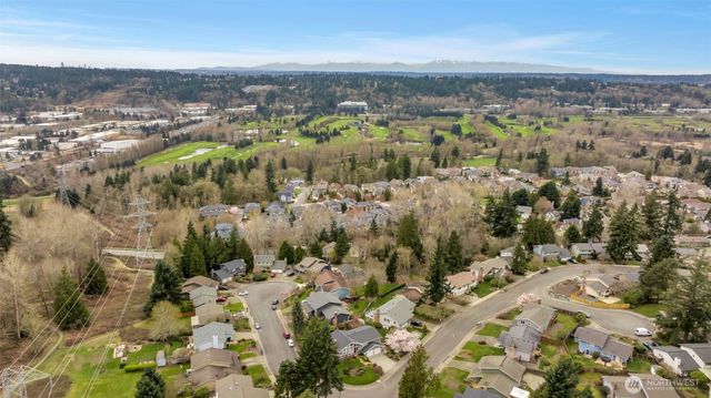 10518 157th Avenue NE, Redmond, WA 98052