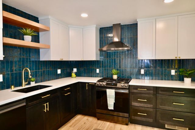 12649 Mayflower Dr, Nevada City, CA 95959