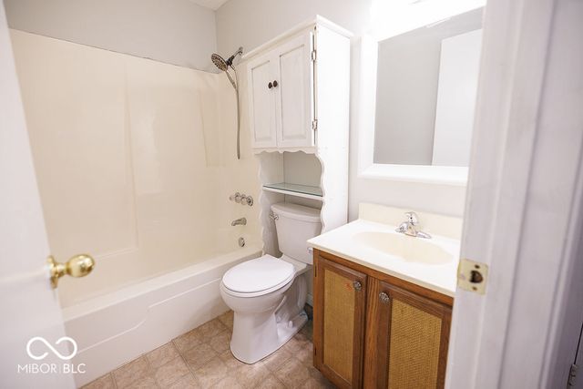 647 Concord Road, Gosport, IN 47433