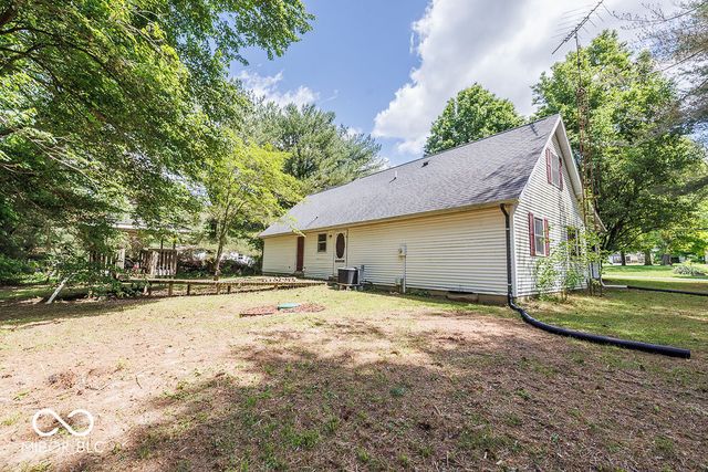 647 Concord Road, Gosport, IN 47433