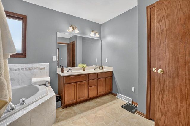 6935 54th STREET, Kenosha, WI 53144