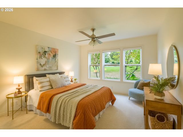 15639 Nw CLUBHOUSE Dr, Portland, OR 97229