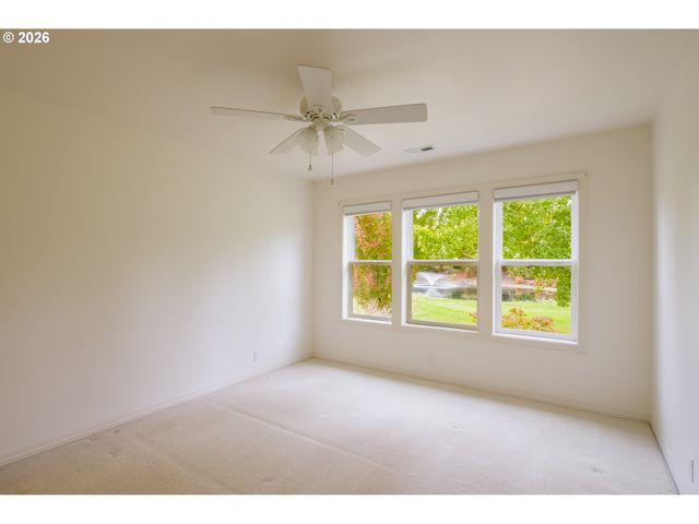 15639 Nw CLUBHOUSE Dr, Portland, OR 97229