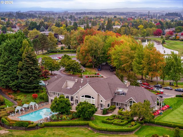 15639 Nw CLUBHOUSE Dr, Portland, OR 97229