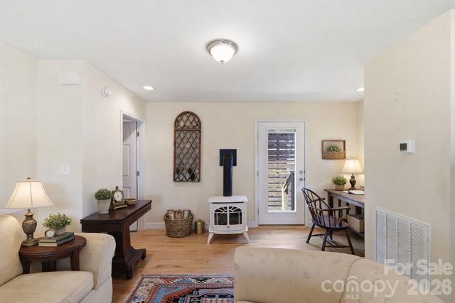 7 and 11 Carolina Corner, Black Mountain, NC 28711