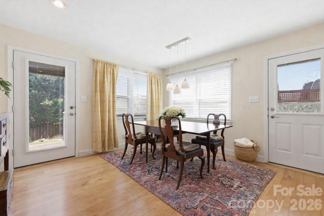 7 and 11 Carolina Corner, Black Mountain, NC 28711