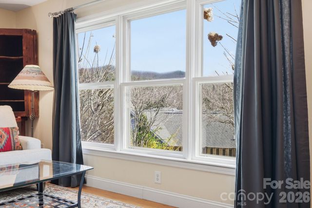 7 and 11 Carolina Corner, Black Mountain, NC 28711