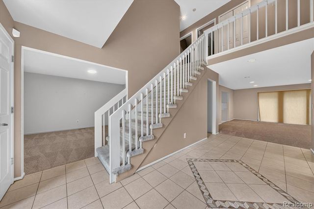 6153 Pickwood Drive, West Bloomfield, MI 48322