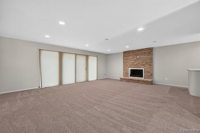 6153 Pickwood Drive, West Bloomfield, MI 48322