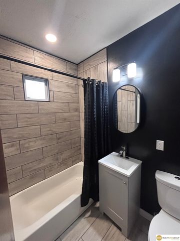 1816 Spencer Street, Omaha, NE 68110