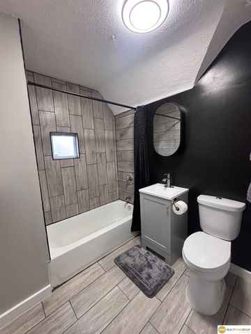 1816 Spencer Street, Omaha, NE 68110