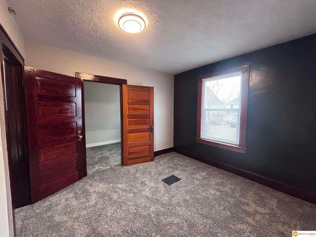 1816 Spencer Street, Omaha, NE 68110