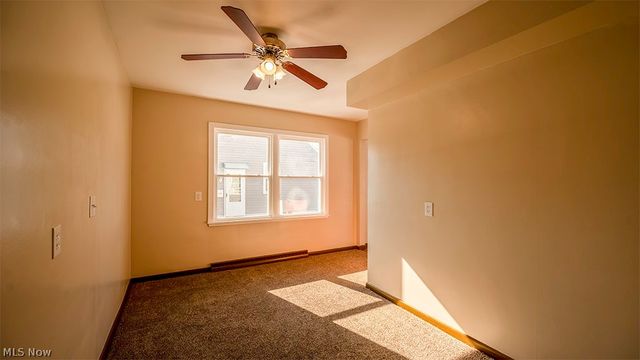 2134 Estabrook Avenue NW, Warren, OH 44485