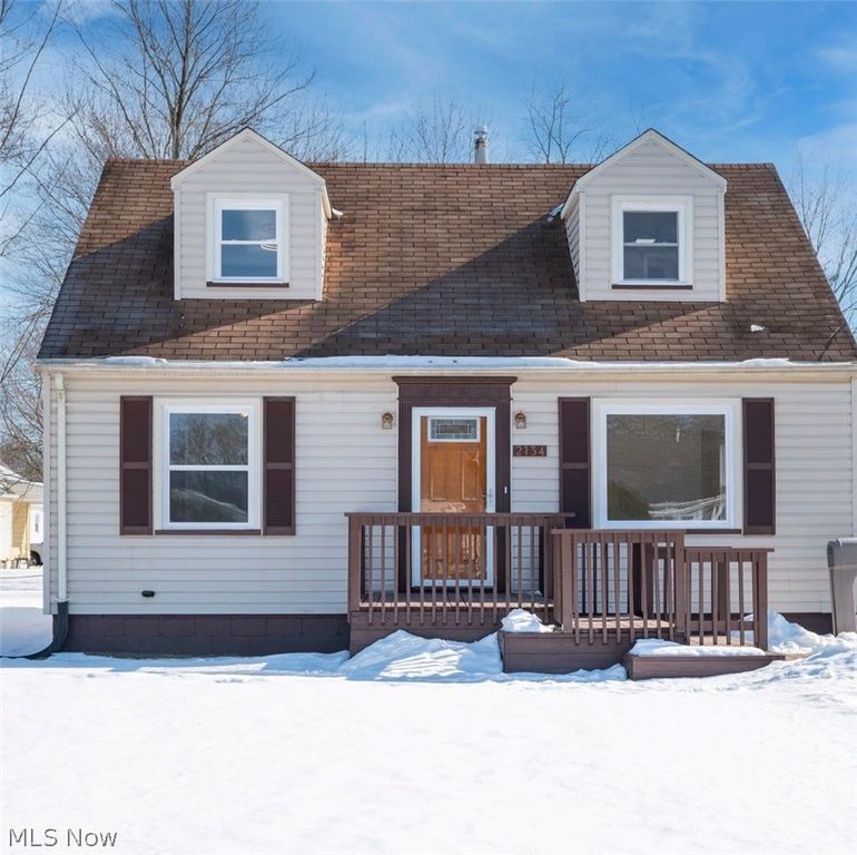 2134 Estabrook Avenue NW, Warren, OH 44485