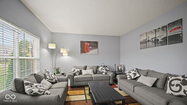 1436 Amberwoods Court, Indianapolis, IN 46239