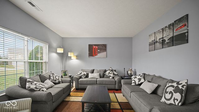 1436 Amberwoods Court, Indianapolis, IN 46239