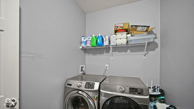 1436 Amberwoods Court, Indianapolis, IN 46239