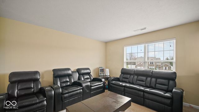 1436 Amberwoods Court, Indianapolis, IN 46239